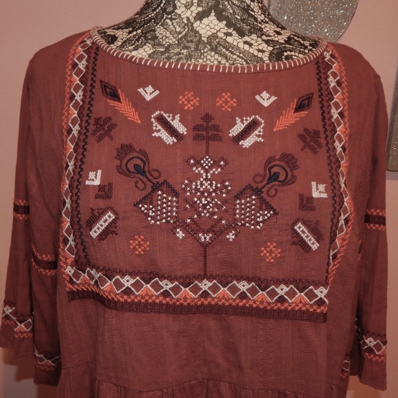 Caslon Brick Color Embroidered Top Size XL - Picture 2 of 4